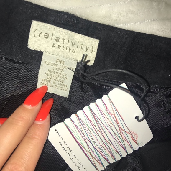 Urban Outfitters Vintage Suede Mini skirt - Picture 4 of 6